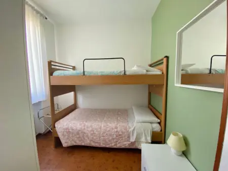 Gemütliche Drei-Zimmer-Wohnung mit Garten, Appartement 6 personnes à Sirmione - Photo 3