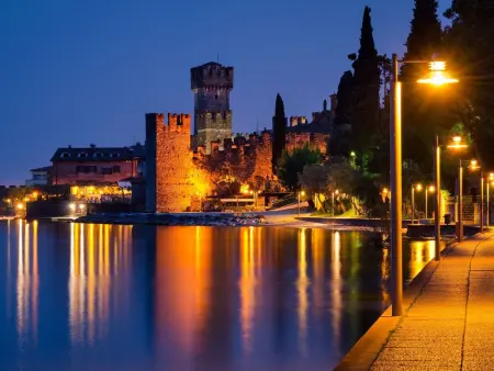 Gemütliche Drei-Zimmer-Wohnung mit Garten, Appartement 6 personnes à Sirmione - Photo 19