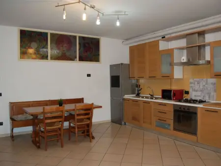 Wohnung 'Resorgimento' mit eigener Terrasse, Appartement 7 personnes à Desenzano - Photo 4