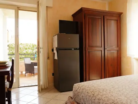 Studio-Apartment mit Seeblick, Appartement 2 personnes à Desenzano - Photo 4