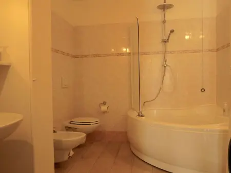 Studio 'Novecento' mit eigener Terrasse, Appartement 4 personnes à Desenzano - Photo 16