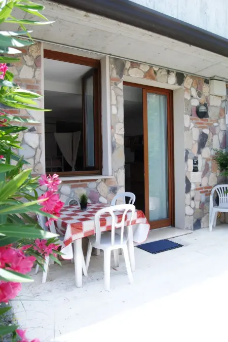 Ein-Zimmer-Wohnung 'Romantica' mit Terrasse, Appartement 4 personnes à Desenzano - Photo 1