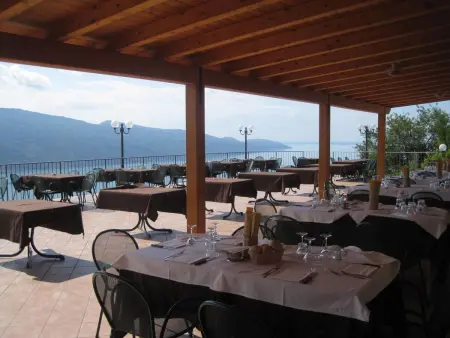 Zweizimmerwohnung mit Balkon ohne Seeblick, Appartement 4 personnes à Manerba - Photo 8
