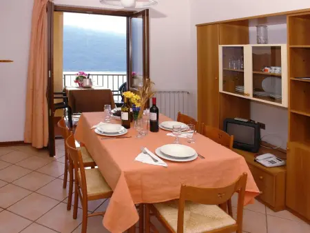 Dreizimmerwohnung mit Seeblick, Appartement 6 personnes à Manerba - Photo 8