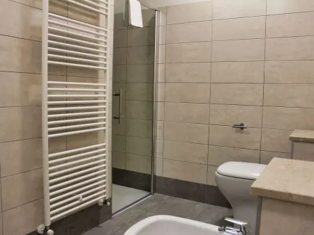 Angenehme Wohnung in Solarolo mit Schwimmbad, Appartement 5 personnes à Manerba - Photo 9
