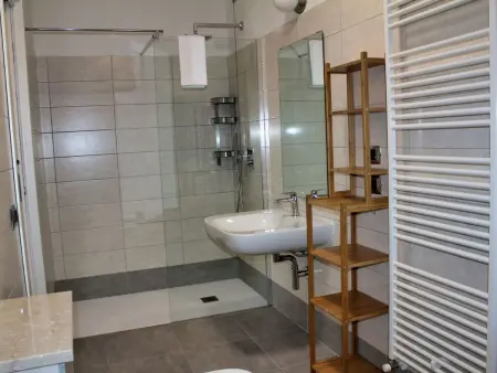 Charmante Wohnung in Solarolo mit Schwimmbad, Appartement 5 personnes à Manerba - Photo 19