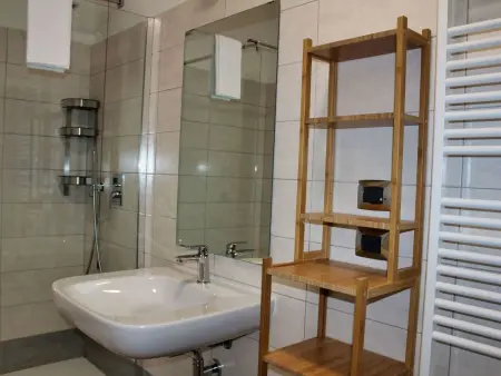 Charmante Wohnung in Solarolo mit Schwimmbad, Appartement 5 personnes à Manerba - Photo 20