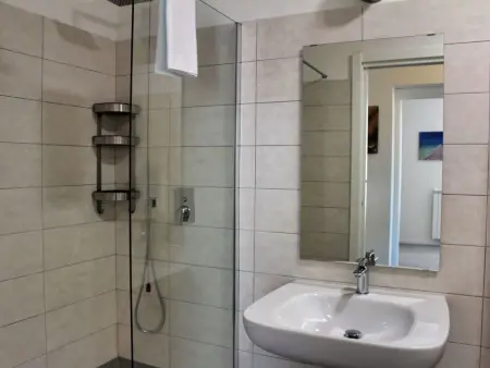 Charmante Wohnung in Solarolo mit Schwimmbad, Appartement 5 personnes à Manerba - Photo 21