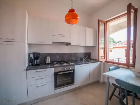 Wohnung Dependance mit Gemeinschaftspool, Appartement 5 personnes à Manerba - Photo 9