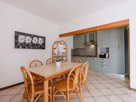 Dreizimmerwohnung in Villa eine Ebene, Appartement 6 personnes à Manerba - Photo 1