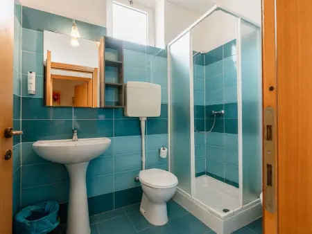 Dreizimmerwohnung in Villa eine Ebene, Appartement 6 personnes à Manerba - Photo 10