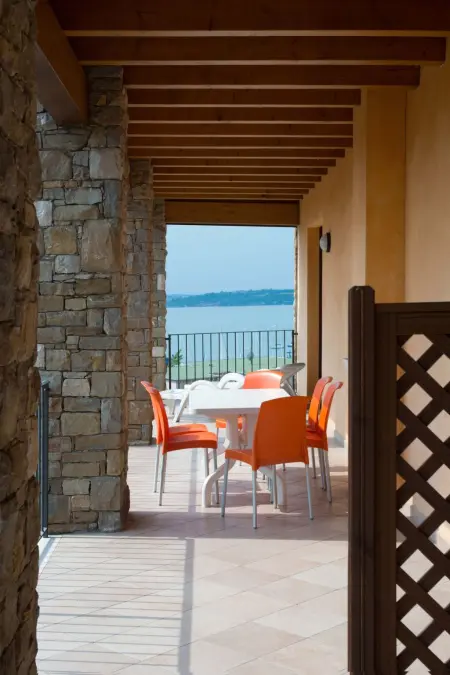 Wohnung mit Balkon, Schwimmbad und Seeblick, Appartement 6 personnes à Moniga del Garda - Photo 7