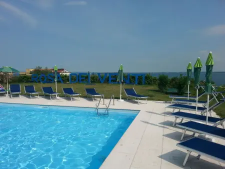 Wohnung mit Balkon, Schwimmbad und Seeblick, Appartement 6 personnes à Moniga del Garda - Photo 9