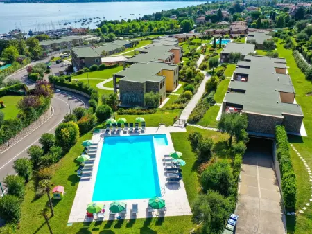Wohnung mit Balkon, Schwimmbad und Seeblick, Appartement 6 personnes à Moniga del Garda - Photo 10