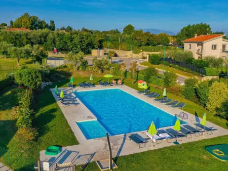 Wohnung mit Balkon, Schwimmbad und Seeblick, Appartement 6 personnes à Moniga del Garda - Photo 11