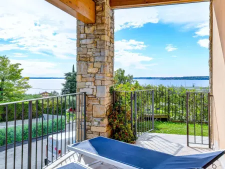 Wohnung mit Balkon, Schwimmbad und Seeblick, Appartement 6 personnes à Moniga del Garda - Photo 14