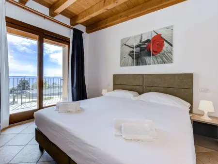 Wohnung mit Balkon, Schwimmbad und Seeblick, Appartement 6 personnes à Moniga del Garda - Photo 18