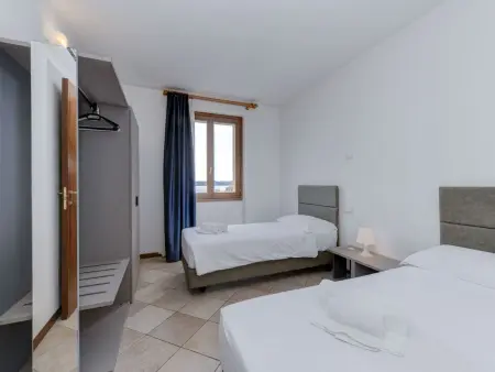 Wohnung mit Balkon, Schwimmbad und Seeblick, Appartement 6 personnes à Moniga del Garda - Photo 21