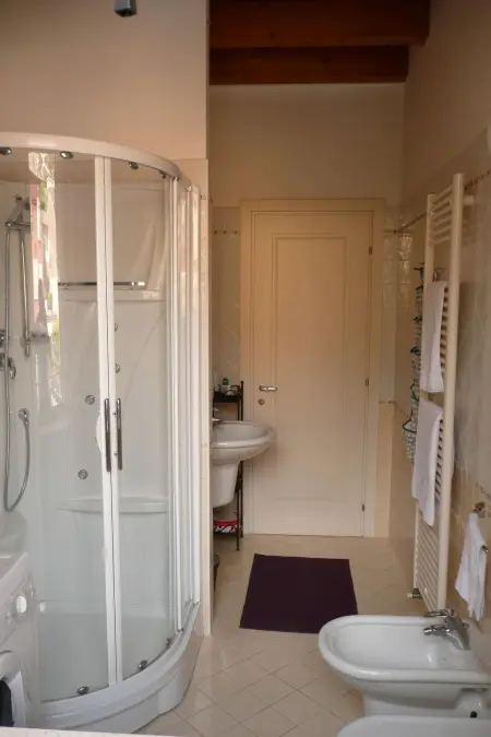 Stilvolle Wohnung in Toscolano Maderno, Appartement 4 personnes à Toscolano - Photo 14