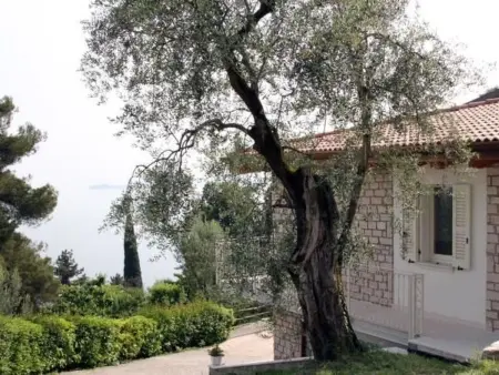 'Villa degli Ulivi, Maison 4 personnes à Toscolano - Photo 1