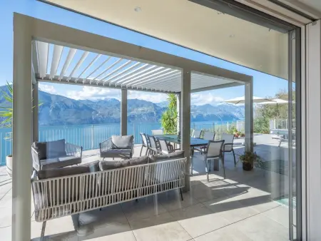 Alleinstehende Villa mit Pool und Traumaussicht, Maison 8 personnes à Brenzone - Photo 7
