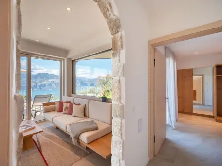 Alleinstehende Villa mit Pool und Traumaussicht, Maison 8 personnes à Brenzone - Photo 10