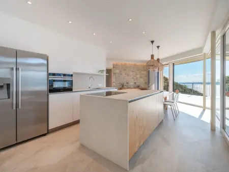 Alleinstehende Villa mit Pool und Traumaussicht, Maison 8 personnes à Brenzone - Photo 16