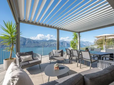 Alleinstehende Villa mit Pool und Traumaussicht, Maison 8 personnes à Brenzone - Photo 32