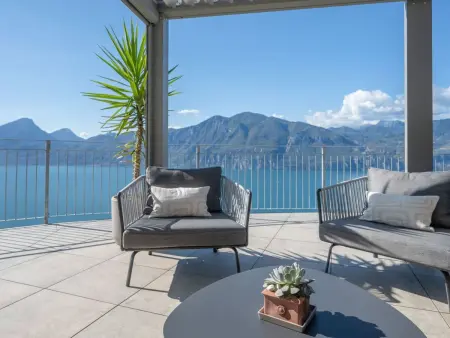 Alleinstehende Villa mit Pool und Traumaussicht, Maison 8 personnes à Brenzone - Photo 33