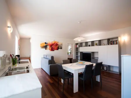 Anwesen mit Garten, Grill und Terrasse, Appartement 4 personnes à Alleghe - Photo 3