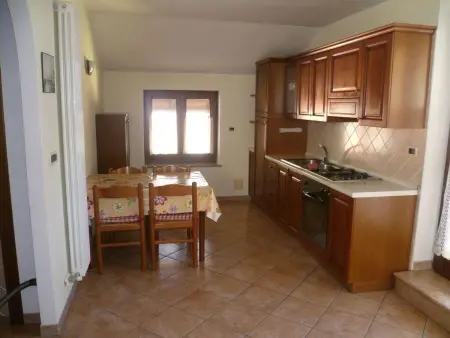 'Cielo' mit privatem Balkon, Appartement 2 personnes à Levico Terme - Photo 2