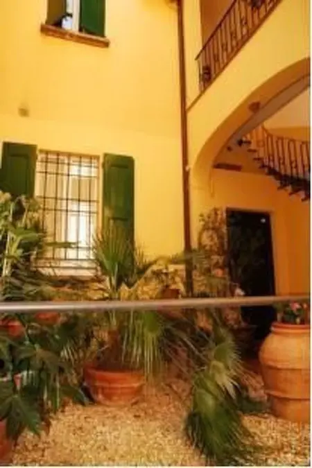 Wohnung 'Ihr Zuhause' mit Terrasse, Appartement 2 personnes à Bologna - Photo 23