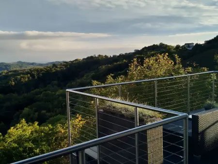 Wunderschönes Ferienhaus mit Pool und 360° Blick - Photo 16