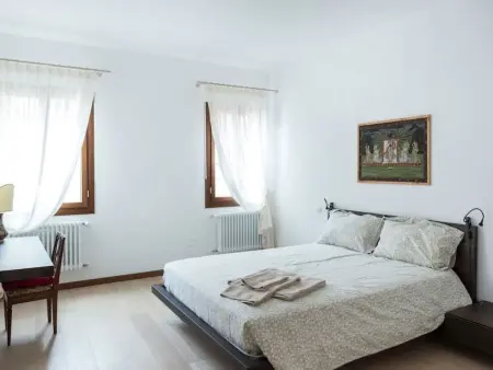 Wohnung mit Waschmaschine und Geschirrspüler, Appartement 4 personnes à Venise - Photo 3