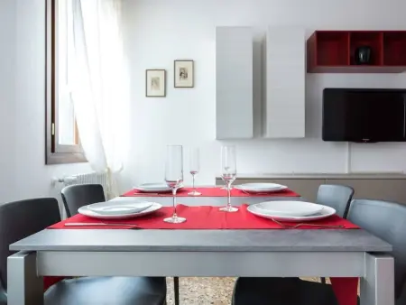 Wohnung mit Waschmaschine und Geschirrspüler, Appartement 4 personnes à Venise - Photo 8
