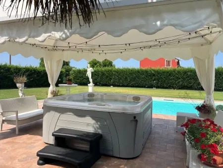 Tenuta  Villa Dalla Benetta  Pool - Wassermassage - Photo 7