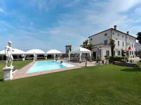 Tenuta  Villa Dalla Benetta  Pool - Wassermassage - Photo 59