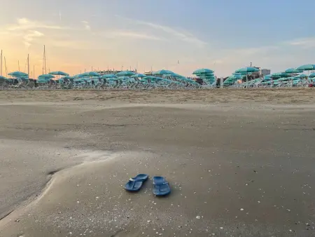 Flacher Strand und Zentrum, Privatparkplatz, Appartement 4 personnes à Rimini - Photo 20