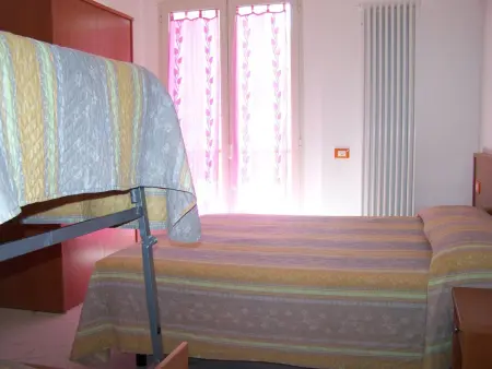 Wohnung 'Appartement bilo 5, Appartement 6 personnes à Riccione - Photo 10