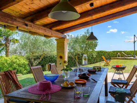 Casa Felicità, Marche Ferienhäuser, Maison 8 personnes à Cessapalombo - Photo 2