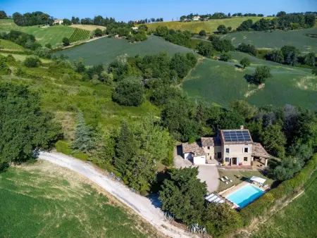 Casa Felicità, Marche Ferienhäuser, Maison 8 personnes à Cessapalombo - Photo 14