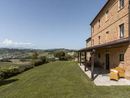 Villa mit privatem Pool und Wellnessbereich, Maison 12 personnes à Cessapalombo - Photo 7