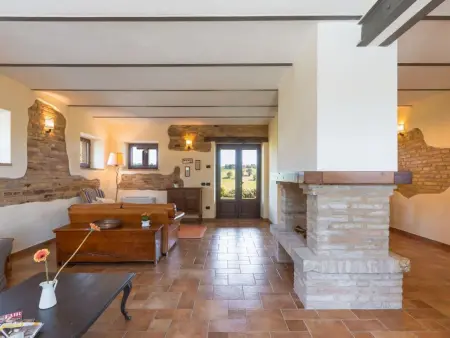 Villa mit privatem Pool und Wellnessbereich, Maison 12 personnes à Cessapalombo - Photo 12