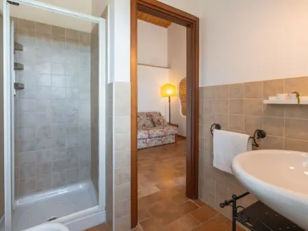 Villa mit privatem Pool und Wellnessbereich, Maison 12 personnes à Cessapalombo - Photo 29