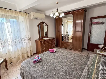 Ferienvilla mit privatem Pool und Whirlpool, Maison 10 personnes à Cessapalombo - Photo 18