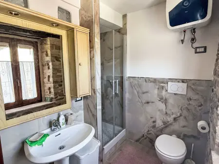 Ferienvilla mit privatem Pool und Whirlpool, Maison 10 personnes à Cessapalombo - Photo 23