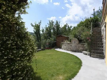 Schönes Ferienhaus in Sarnano mit privatem Pool - Photo 5