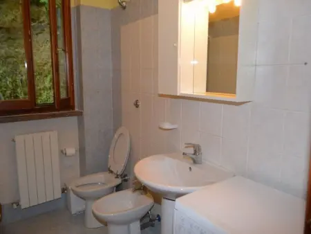 Schönes Ferienhaus in Sarnano mit privatem Pool - Photo 17