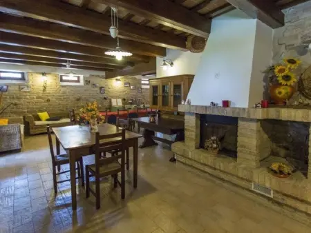 Erschwingliche Villa mit privatem Pool, Maison 14 personnes à Montelparo - Photo 11