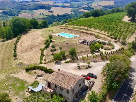 Villa mit privatem Pool und atemberaubender Aussicht - Photo 3